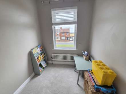 Leeds Road, Dewsbury, Image 11