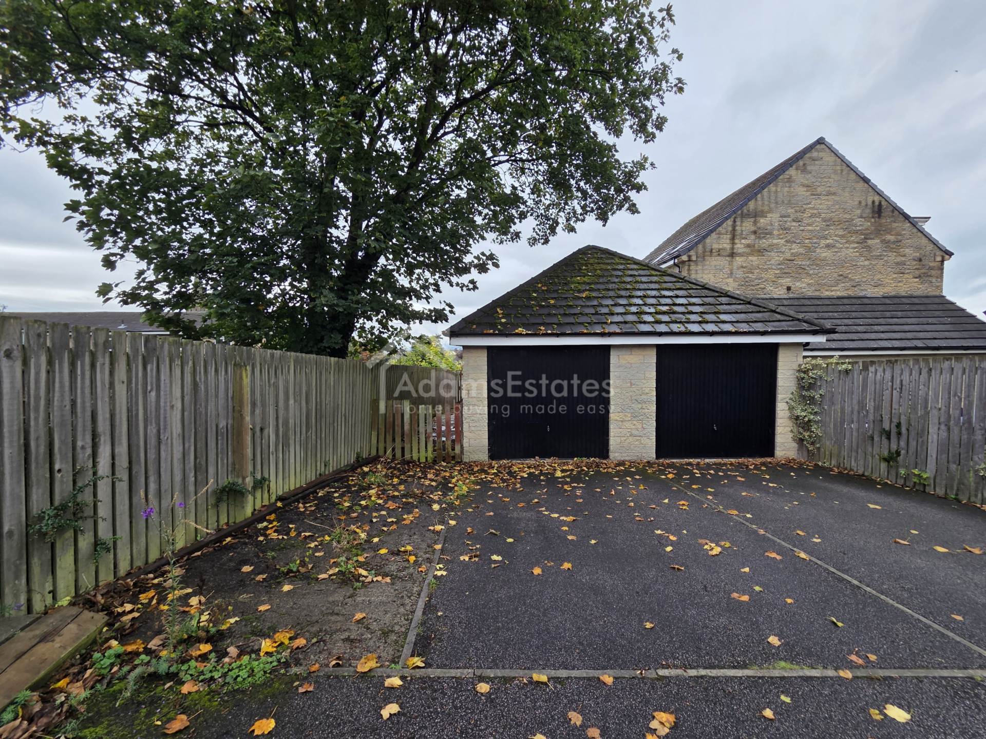 The Oval, Dewsbury, Image 20