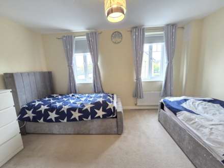 The Oval, Dewsbury, Image 10
