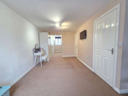 The Oval, Dewsbury, Image 17