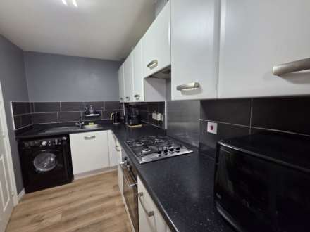 The Oval, Dewsbury, Image 6