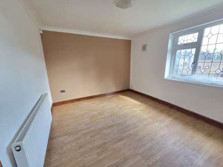 High Street, Dewsbury, Image 5