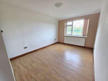 High Street, Dewsbury, Image 6