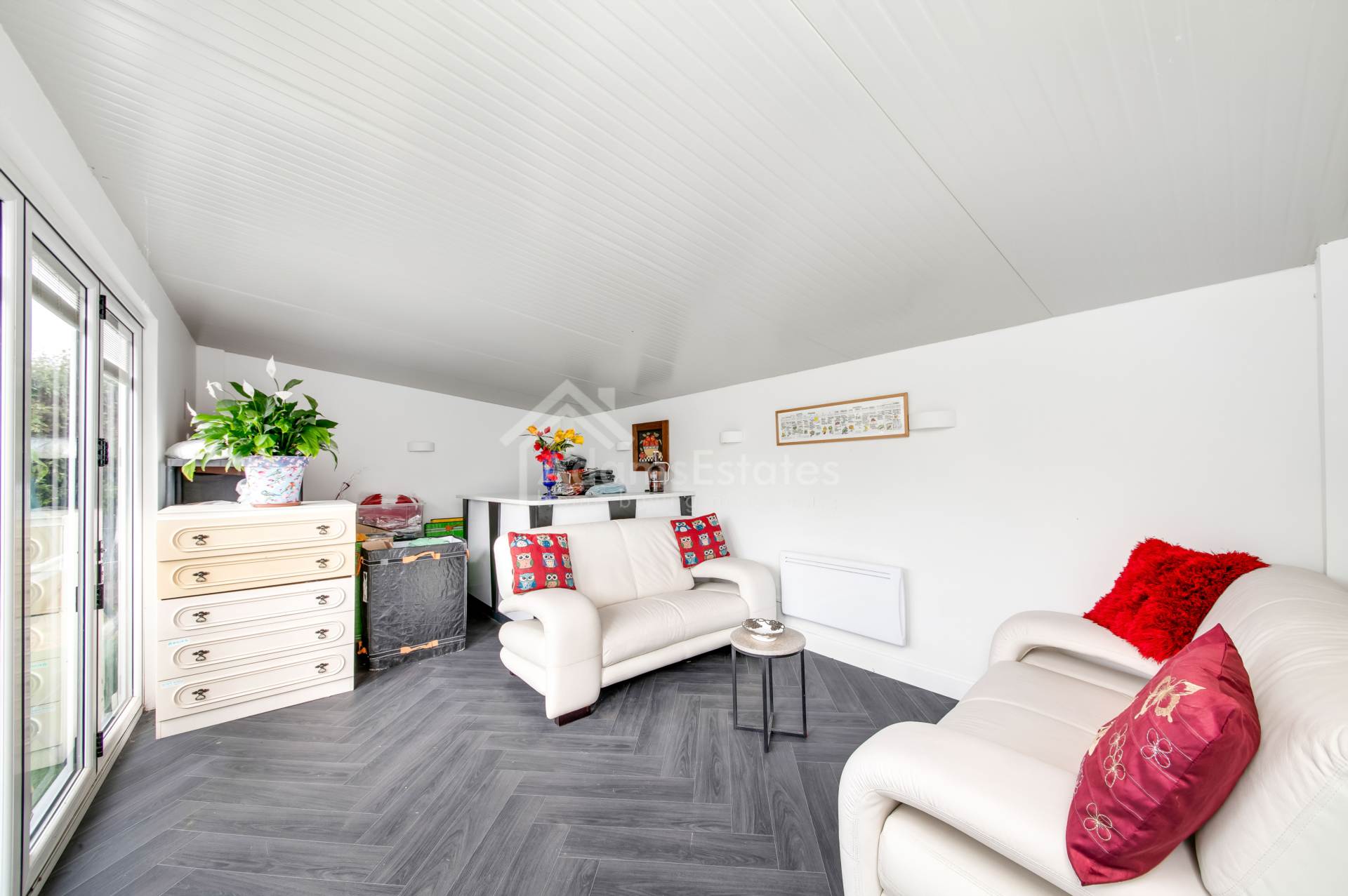 Nixon Close, Dewsbury, Image 11
