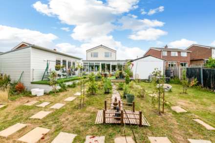 Nixon Close, Dewsbury, Image 15