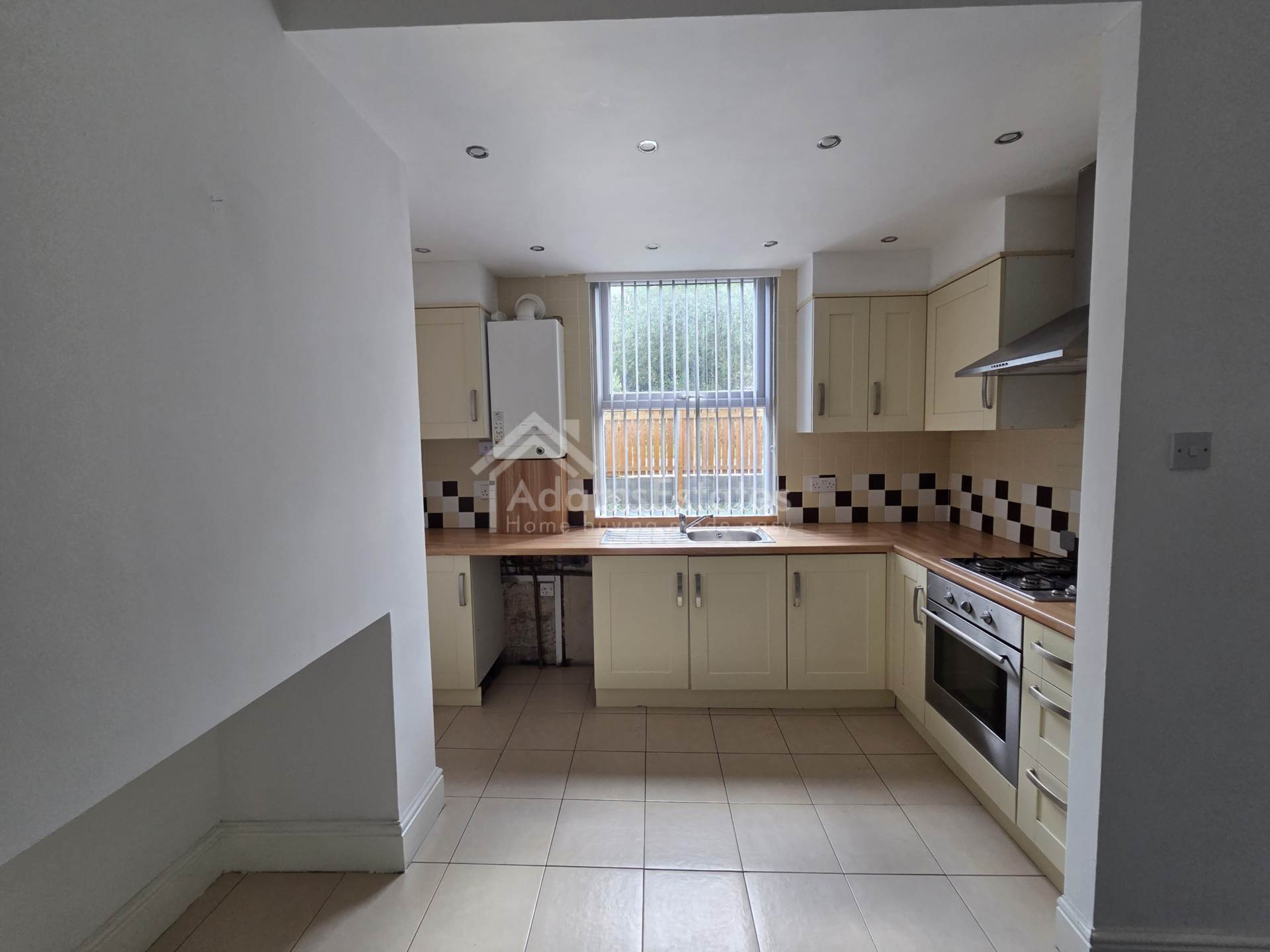 Lees Hall Road, Dewsbury, Image 4