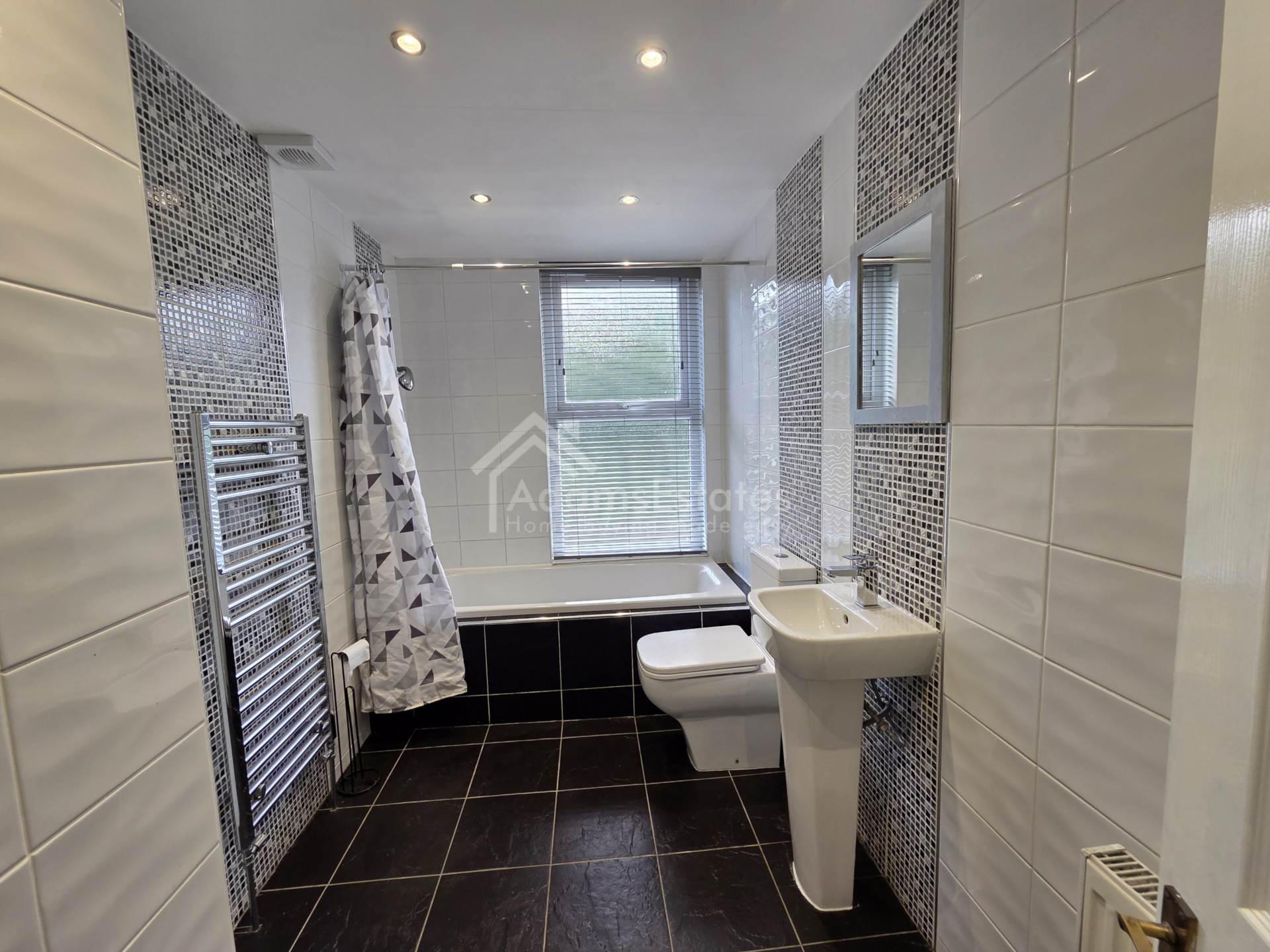 Lees Hall Road, Dewsbury, Image 6