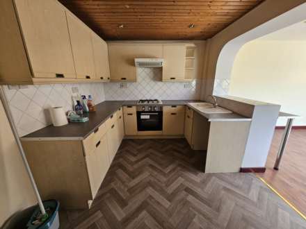 Nook Green, Dewsbury, Image 4