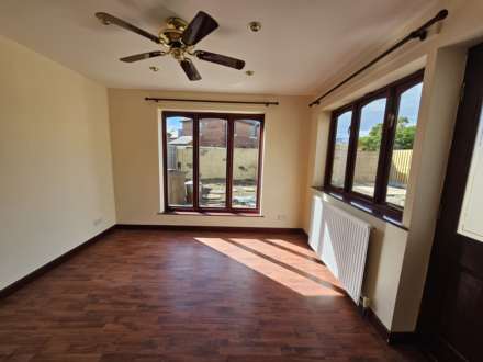 Nook Green, Dewsbury, Image 5