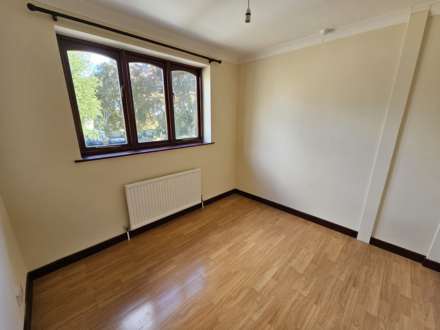 Nook Green, Dewsbury, Image 7