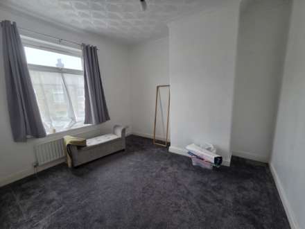 Thornville Street, Dewsbury, Image 4