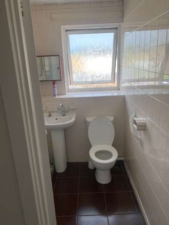 Ashworth Close, Dewsbury, Image 3