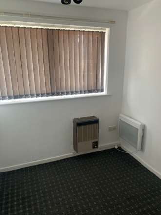 Ashworth Close, Dewsbury, Image 4