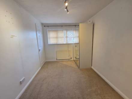 Millwater Avenue, Dewsbury, Image 7