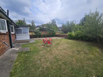 Soothill Lane, Batley, Image 15