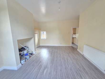 Lees Hall Road, Dewsbury, Image 2