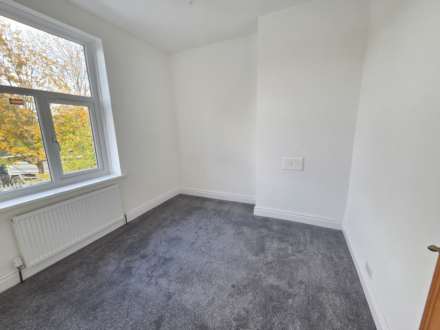 Lees Hall Road, Dewsbury, Image 5