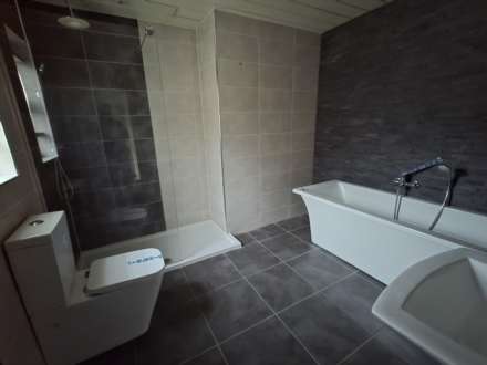 Church Street, Heckmondwike, Image 4