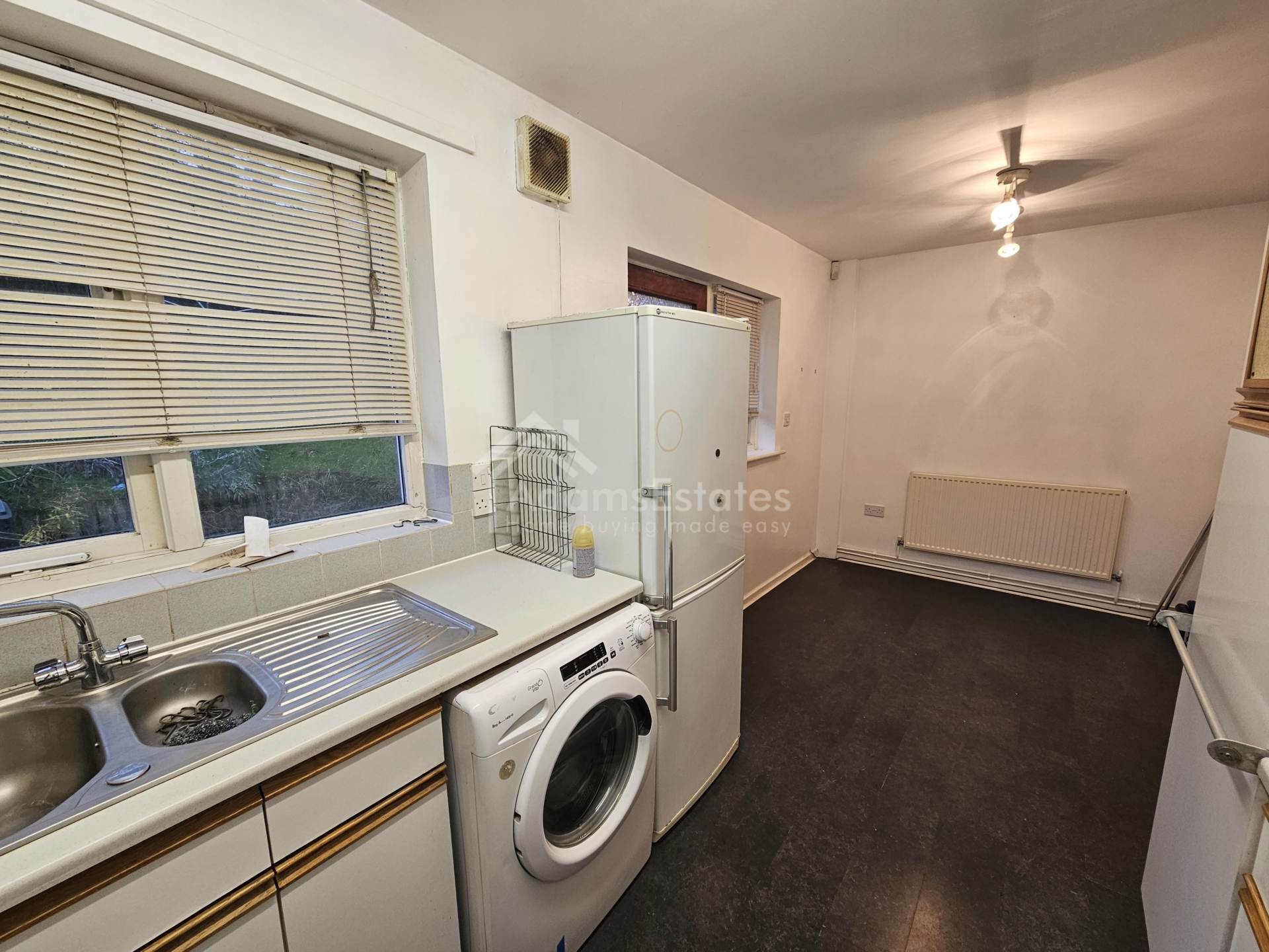 Honey Suckle Drive, Dewsbury, Image 3