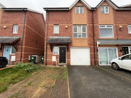 3 Bedroom Town House, Honey Suckle Drive, Dewsbury
