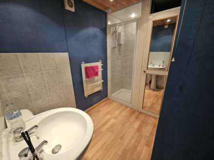 Honey Suckle Drive, Dewsbury, Image 10