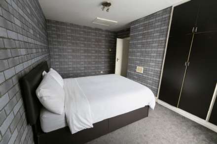 Bradford Road, Batley, Image 1