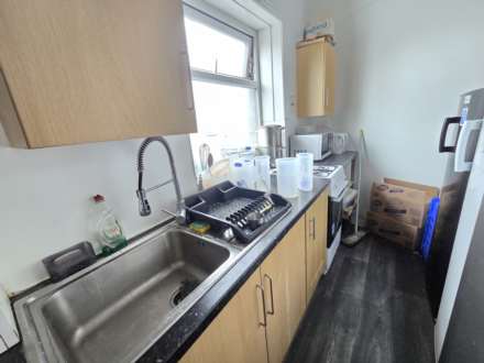 Brewery Lane, Dewsbury, Image 6