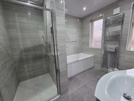 Northfield Road, Dewsbury, Image 16