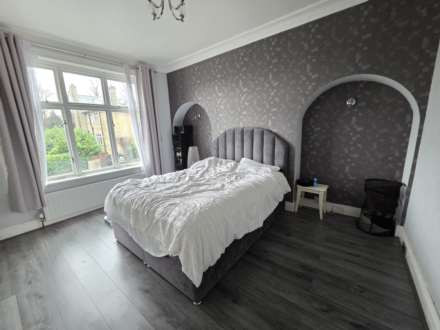 Northfield Road, Dewsbury, Image 8