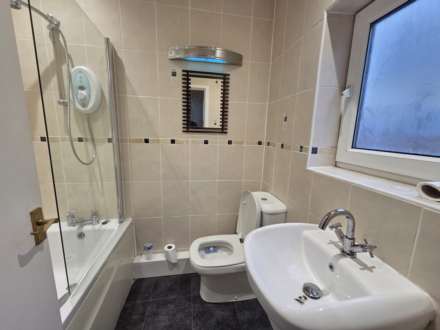 Chickenley Lane, Dewsbury, Image 6