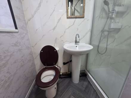 Cross Bank Road, Batley, Image 6