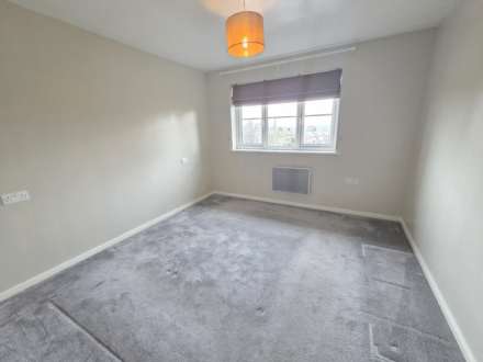 Highfield Chase, Dewsbury, Image 3