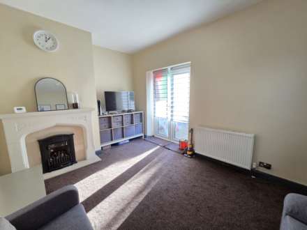 Lees Hall Road, Dewsbury, Image 2