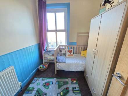 Lees Hall Road, Dewsbury, Image 5