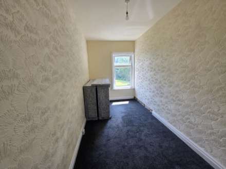 Cravendale Rd, Mirfield, Image 4