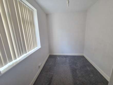 Selbourne Rd, Dewsbury, Image 6