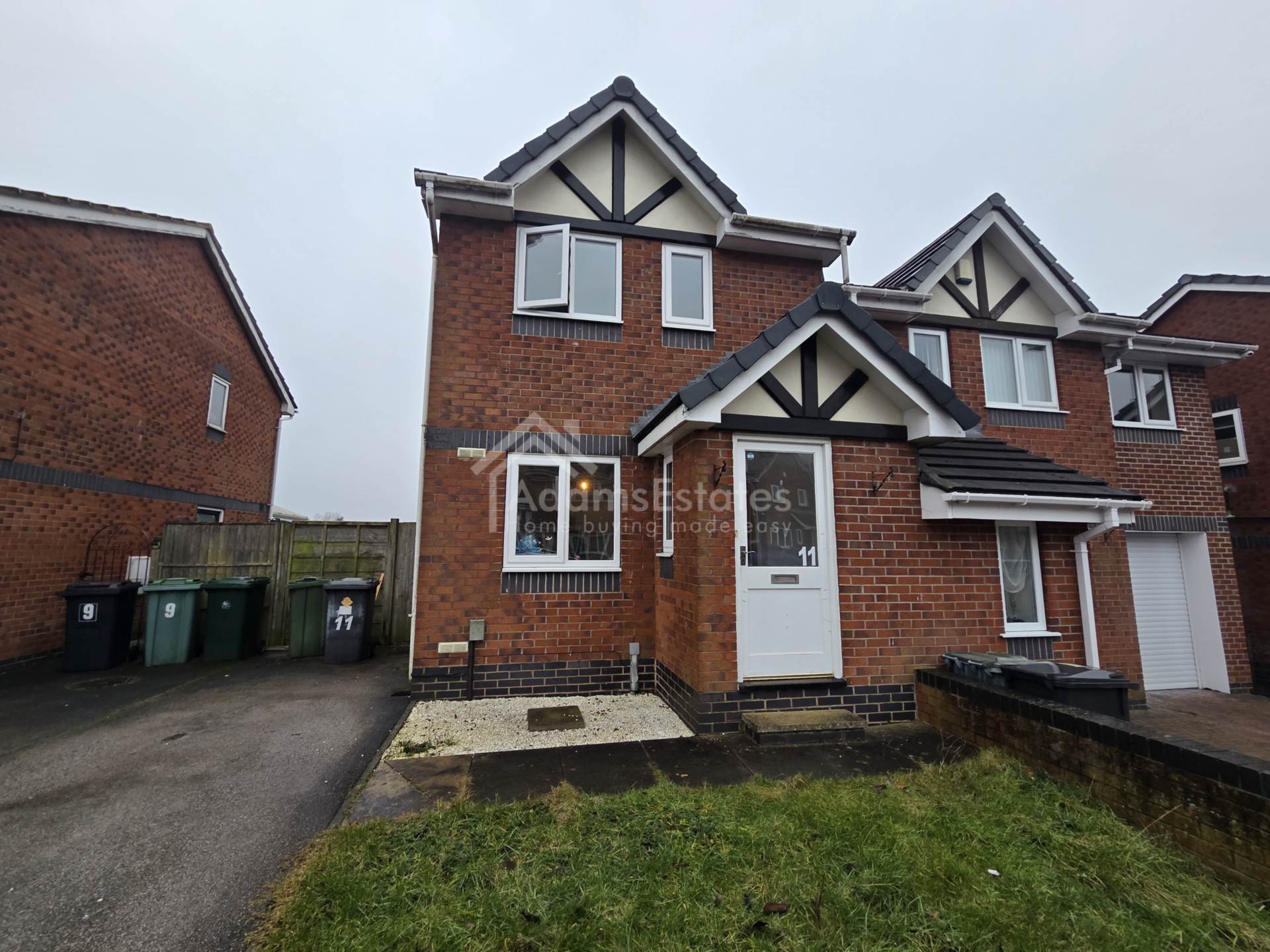 Stone Dean Court, Heckmondwike, Image 1