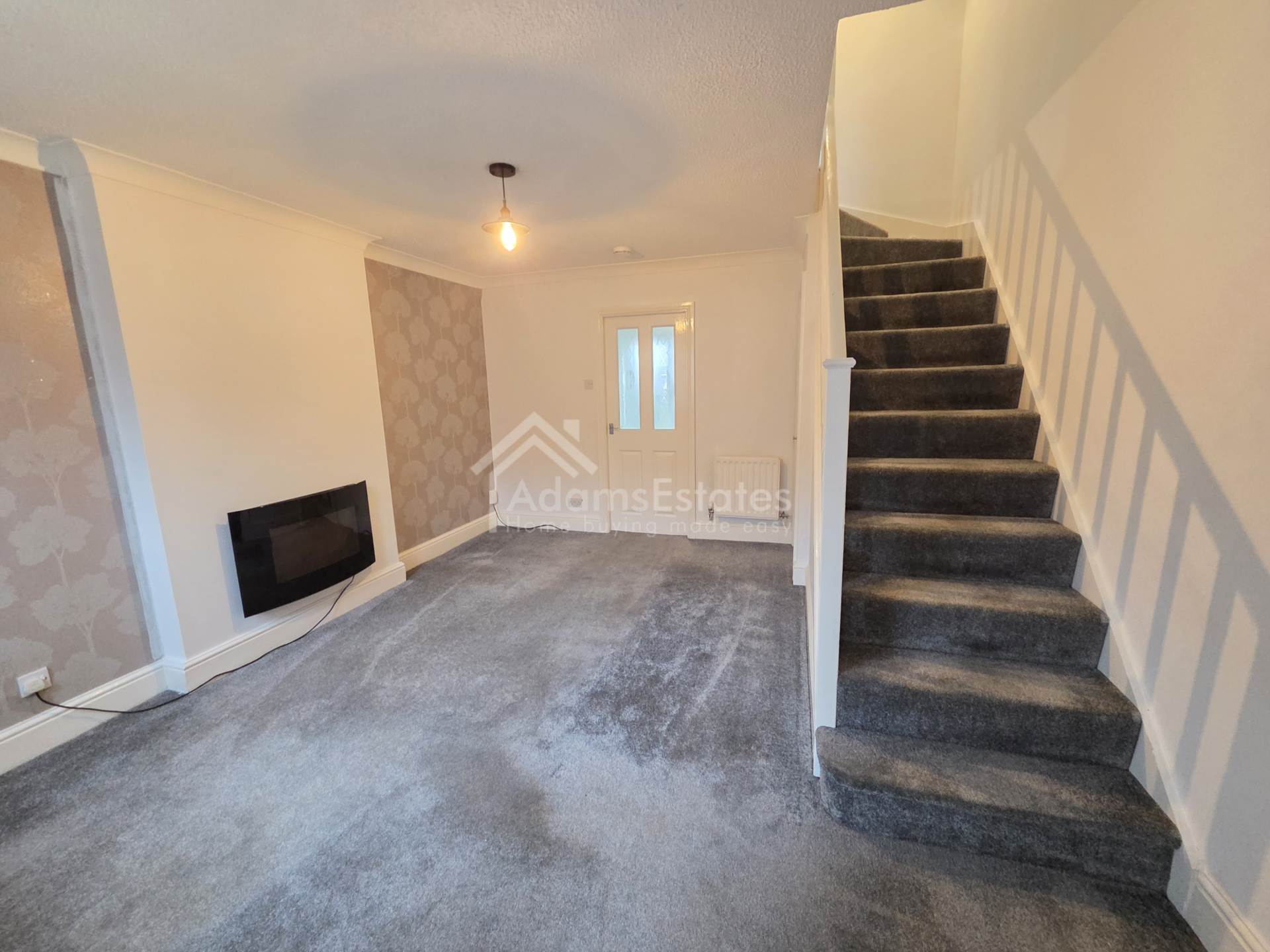 Stone Dean Court, Heckmondwike, Image 3