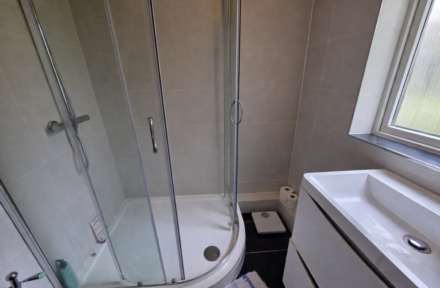 Lees Holm, Dewsbury, Image 5