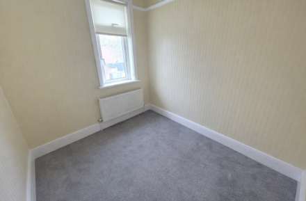 Lees Holm, Dewsbury, Image 6