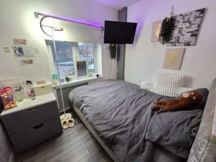 Leeds Old Road, Heckmondwike, Image 8