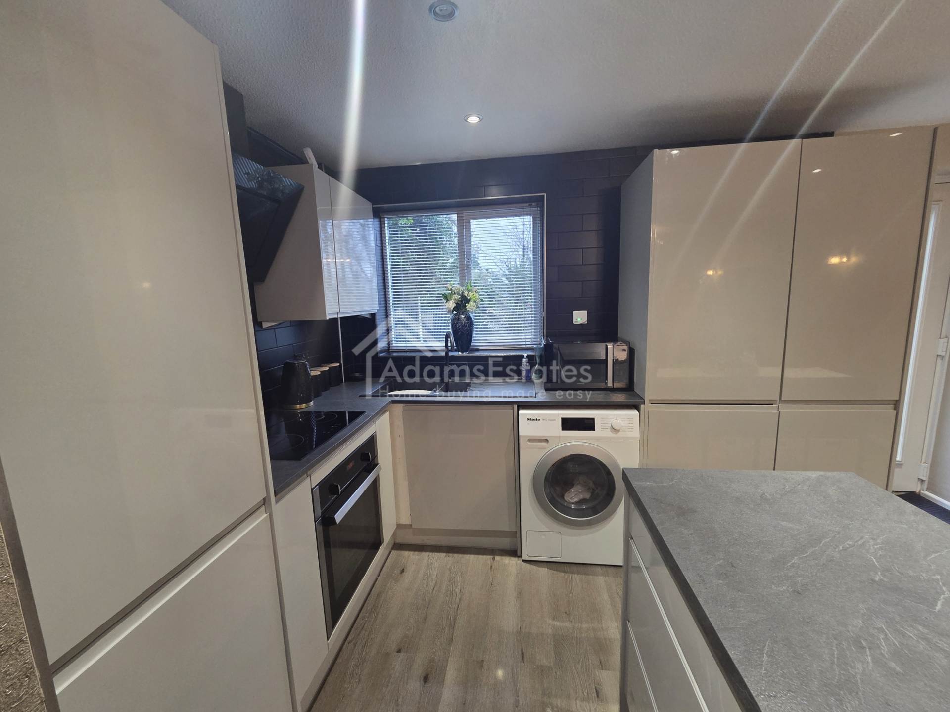 Regent Mews, Batley, Image 4