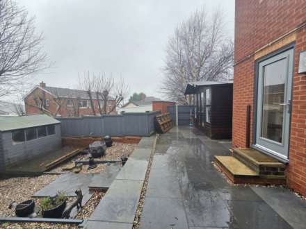 Regent Mews, Batley, Image 14