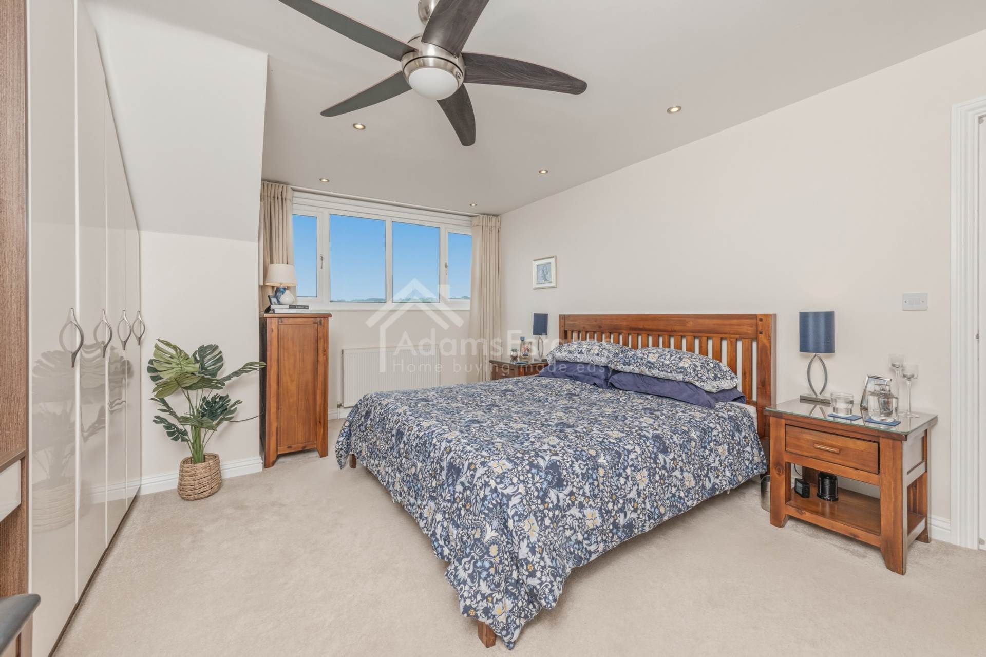 Briestfield Road, Dewsbury, Image 20