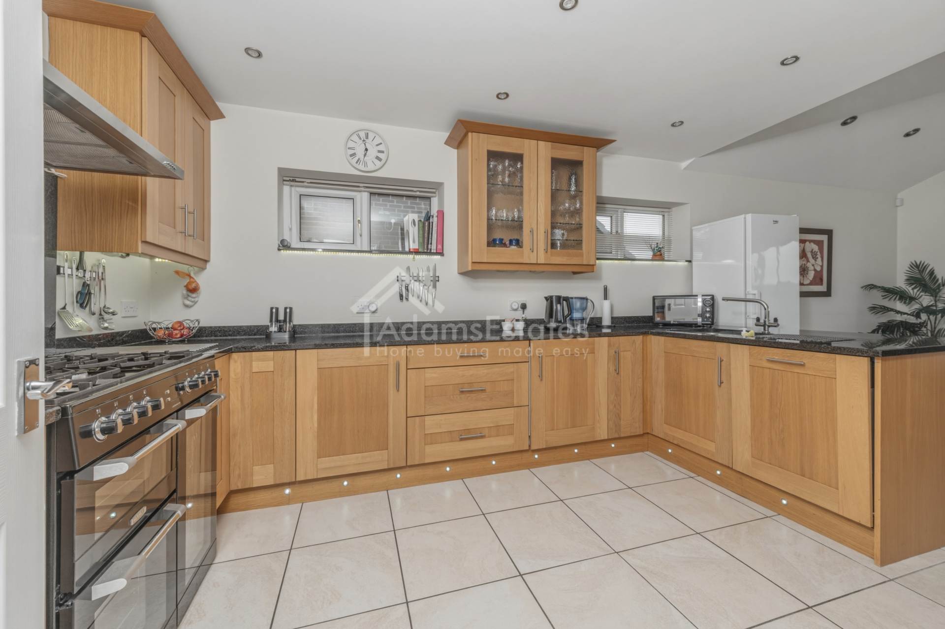 Briestfield Road, Dewsbury, Image 4