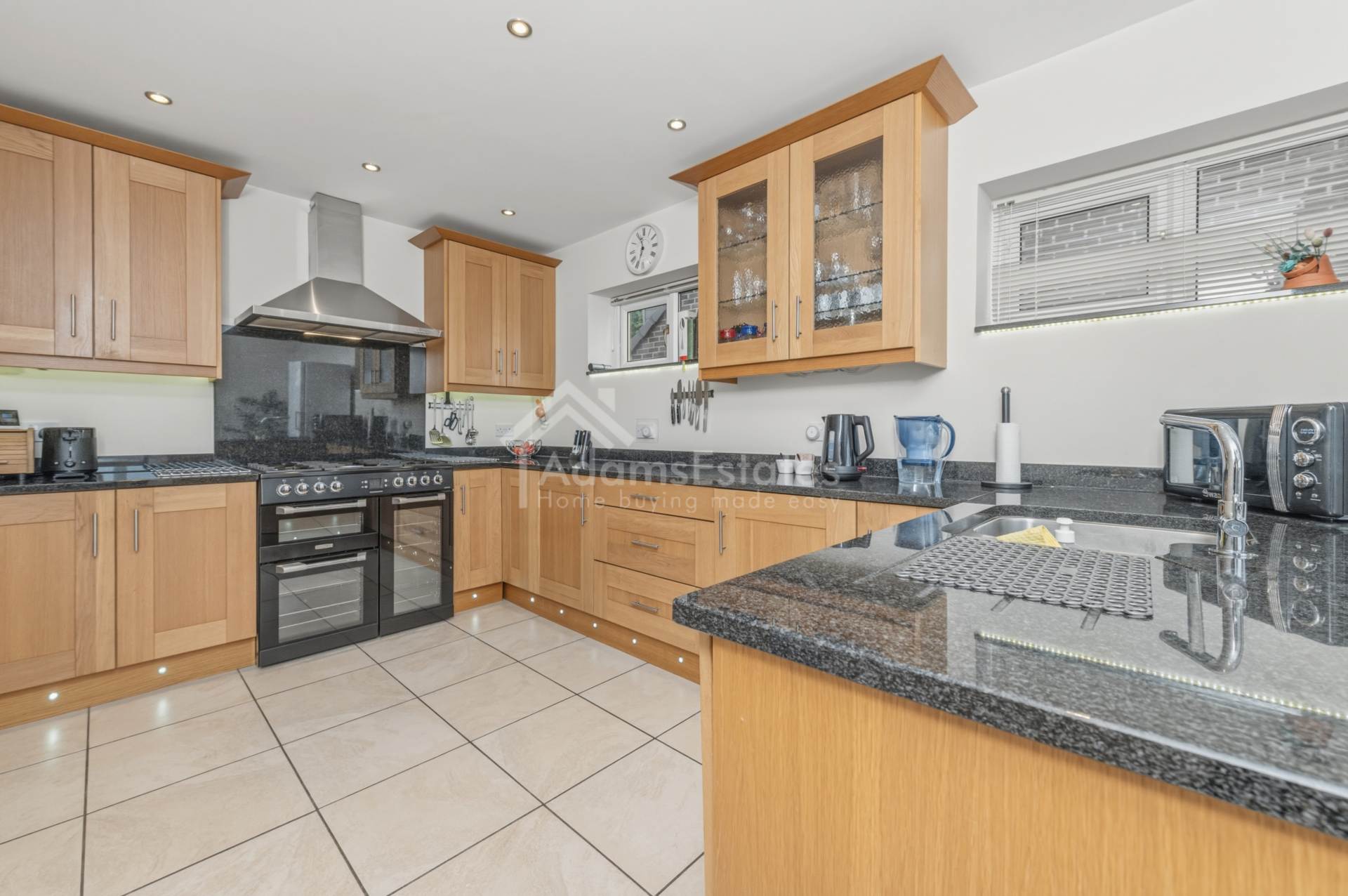 Briestfield Road, Dewsbury, Image 5