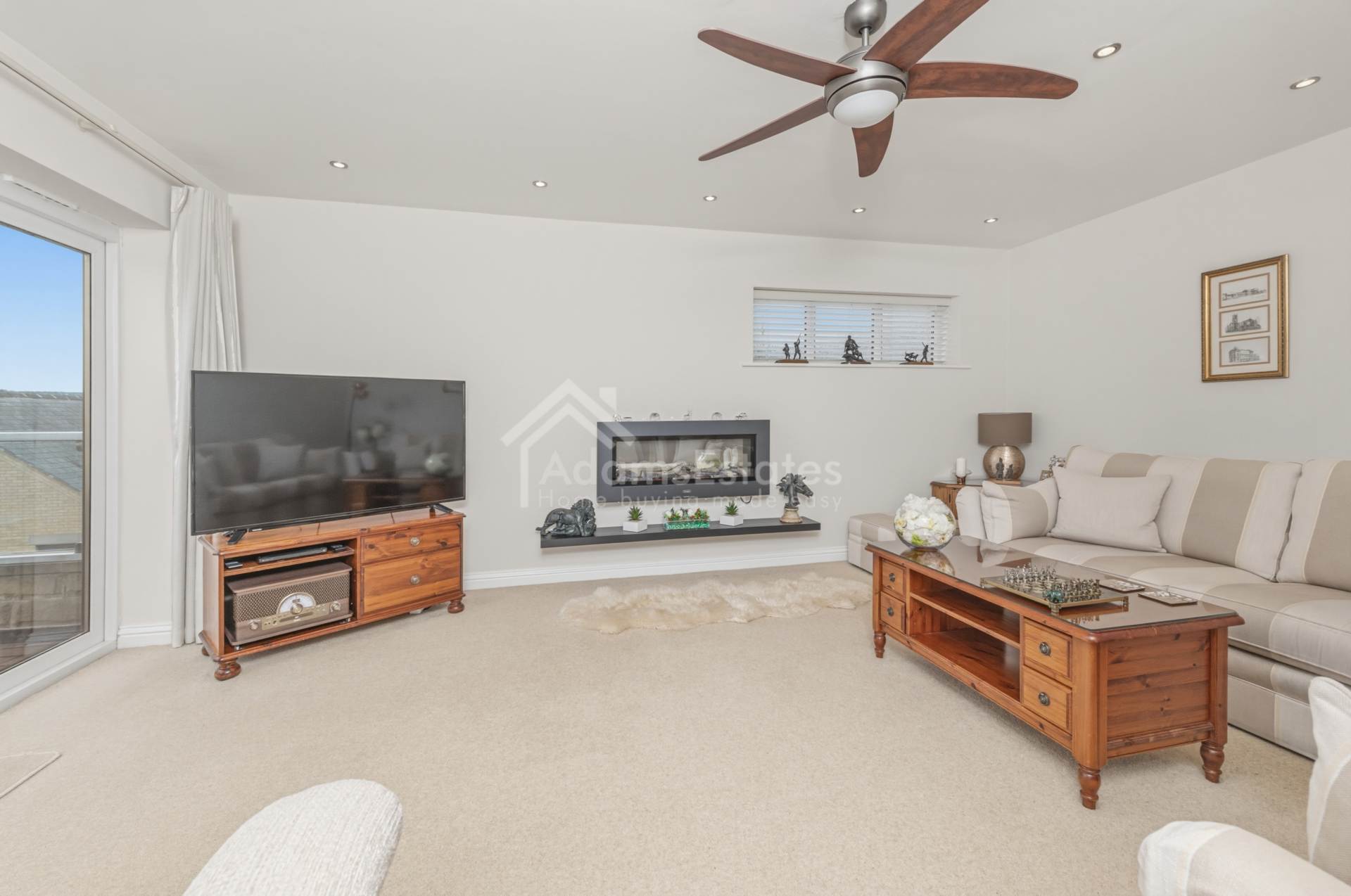 Briestfield Road, Dewsbury, Image 9