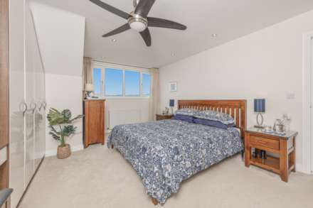 Briestfield Road, Dewsbury, Image 20