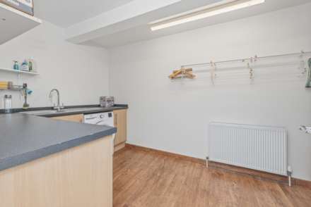 Briestfield Road, Dewsbury, Image 6