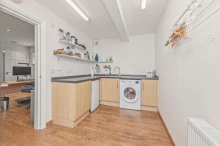 Briestfield Road, Dewsbury, Image 7
